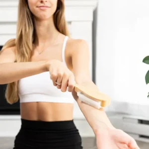 Brosse_lymphatique_1.webpv1764315734 Brosse lymphatique sur manche en bambou